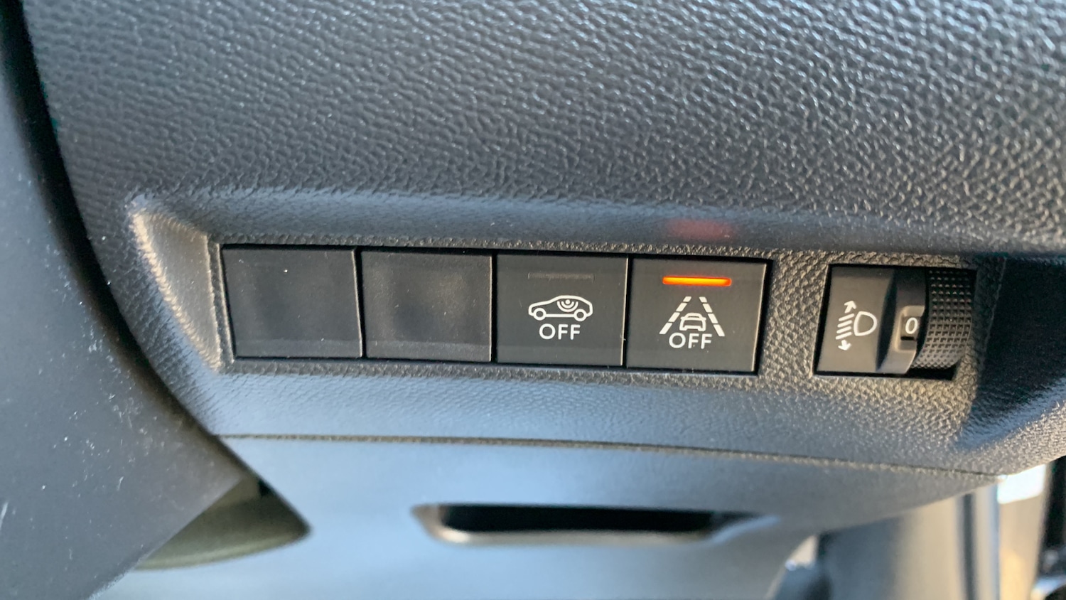 Used Peugeot 2008 2022 for sale - 76647086: Photo 34