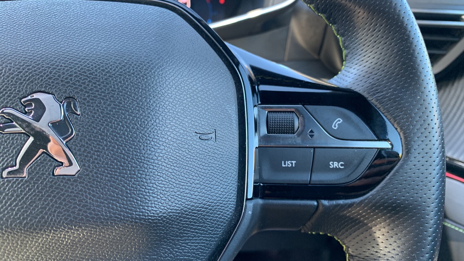 Used Peugeot 208 2022 for sale - 75966311: Photo 24