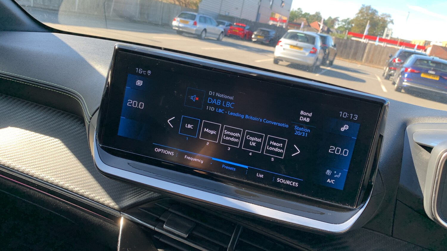 Used Peugeot 208 2022 for sale - 75966311: Photo 29