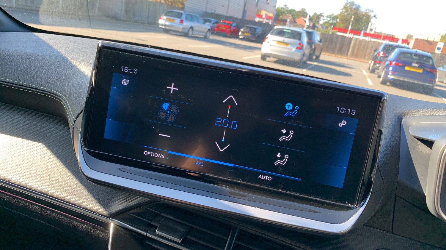 Used Peugeot 208 2022 for sale - 75966311: Photo 31