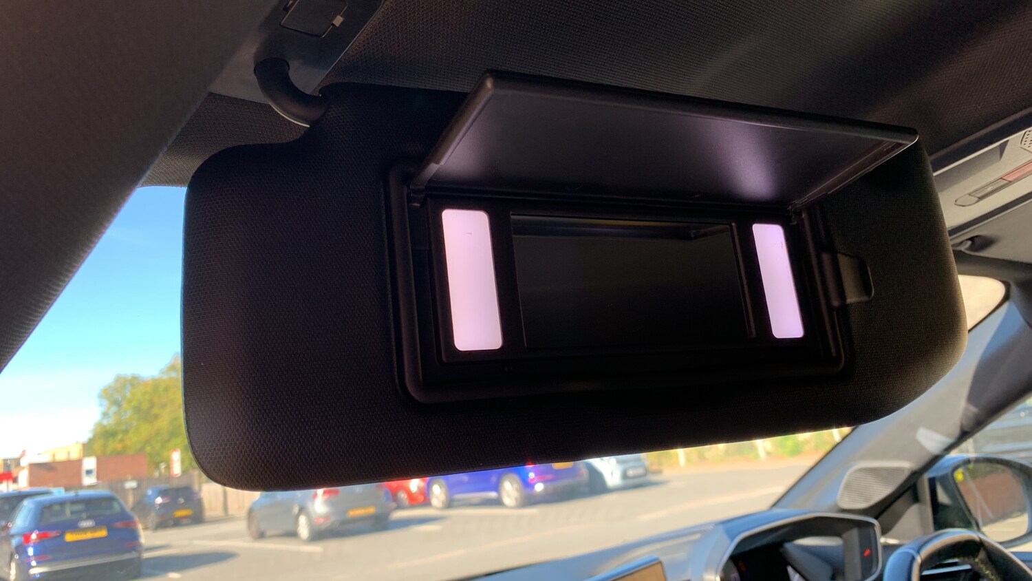 Used Peugeot 208 2022 for sale - 75966311: Photo 38