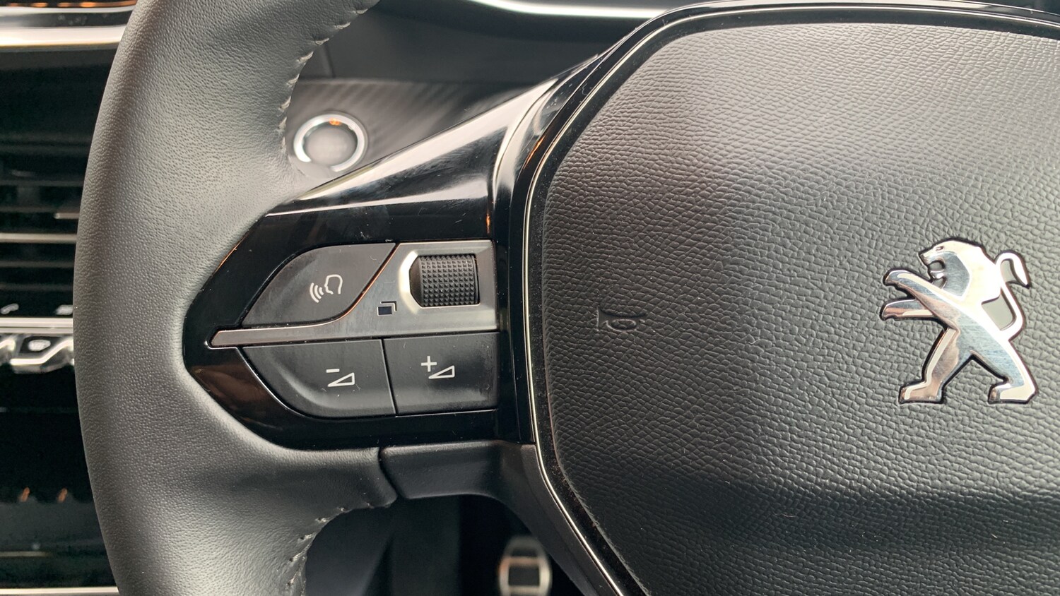 Used Peugeot 208 2022 for sale - 76110296: Photo 23