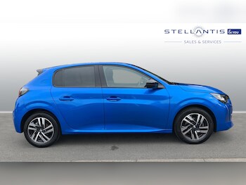 Used Peugeot 208 2022 for sale - 76110296: Photo 2