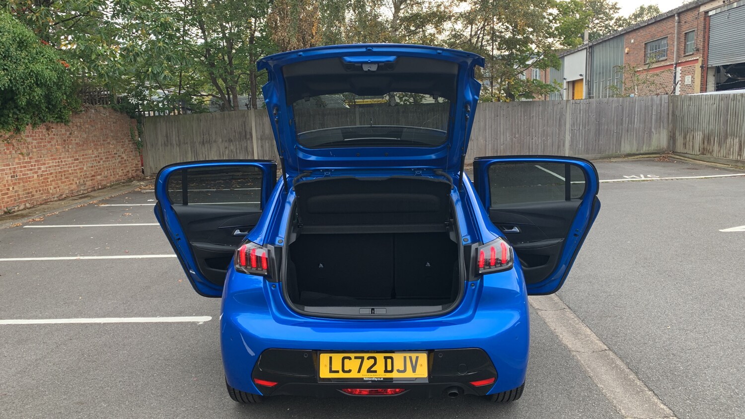 Used Peugeot 208 2022 for sale - 76110296: Photo 55