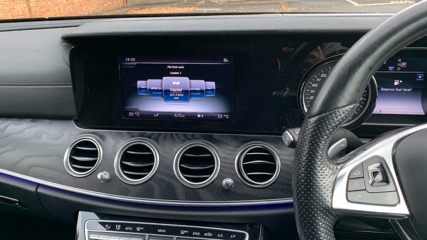 Used Mercedes-Benz E Class 2017 for sale - 77321281: Photo 11