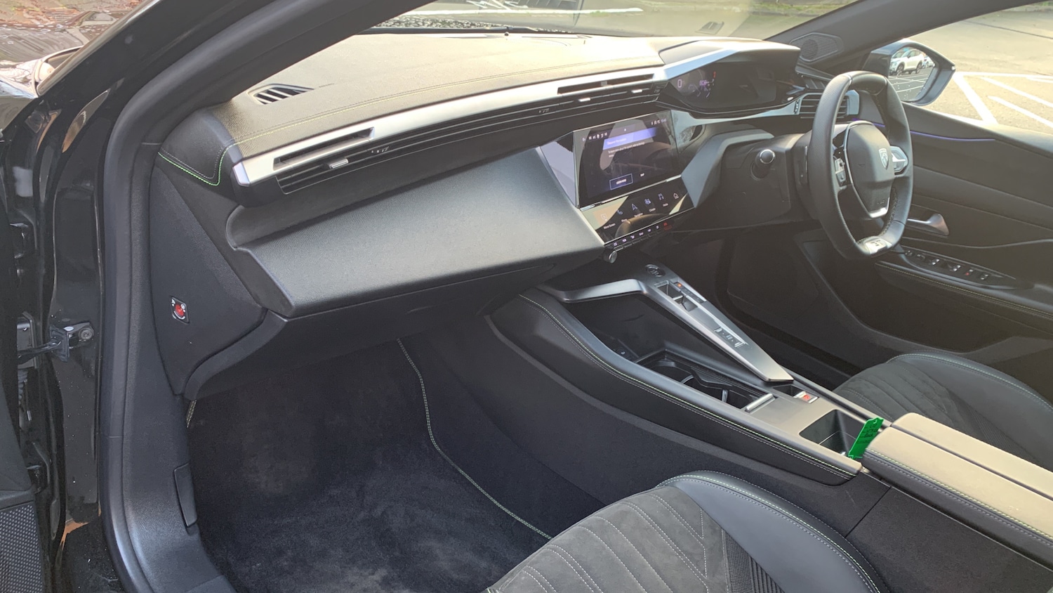 Used Peugeot 408 2024 for sale - 77176155: Photo 12