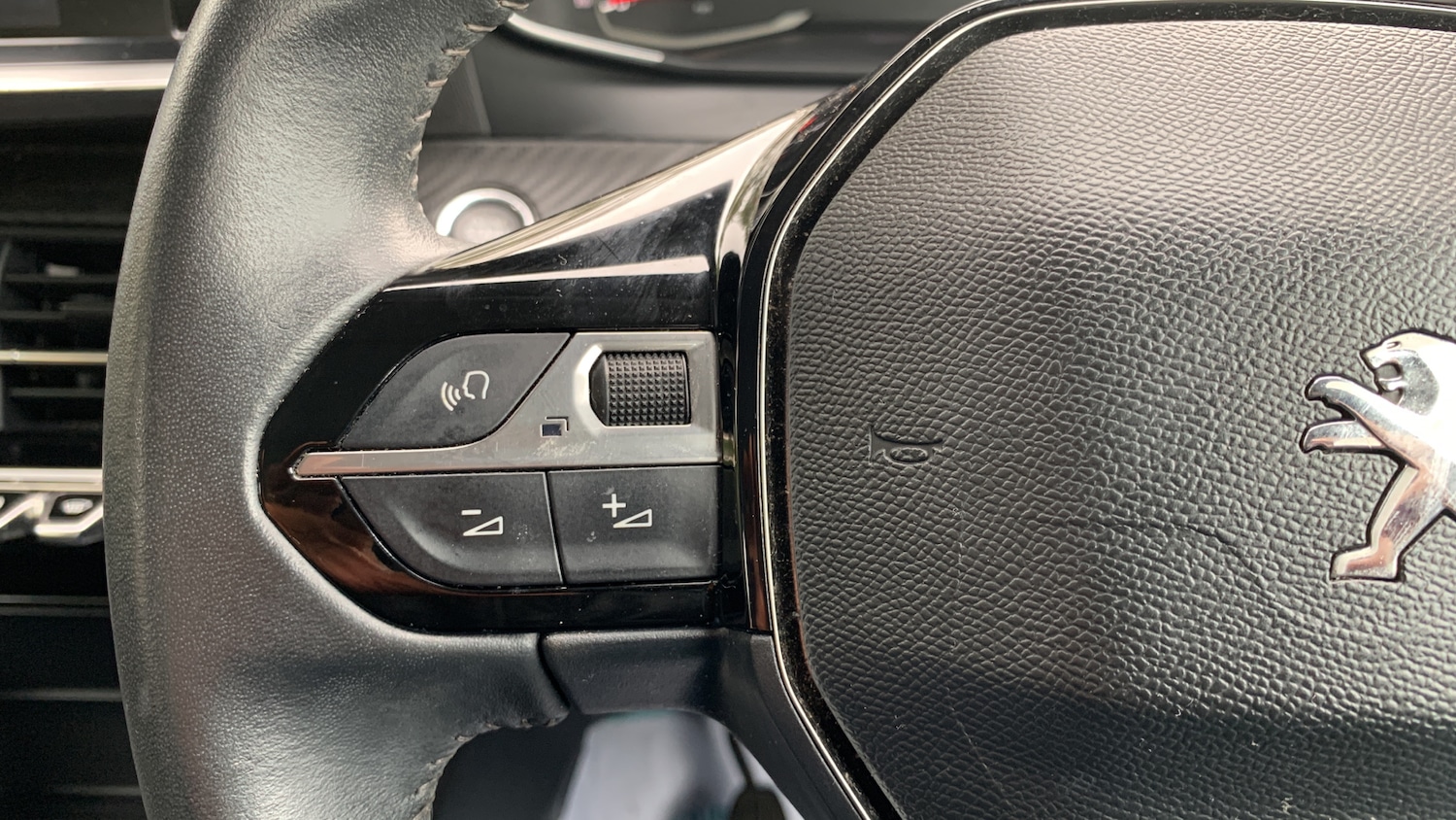 Used Peugeot 208 2022 for sale - 76400019: Photo 23