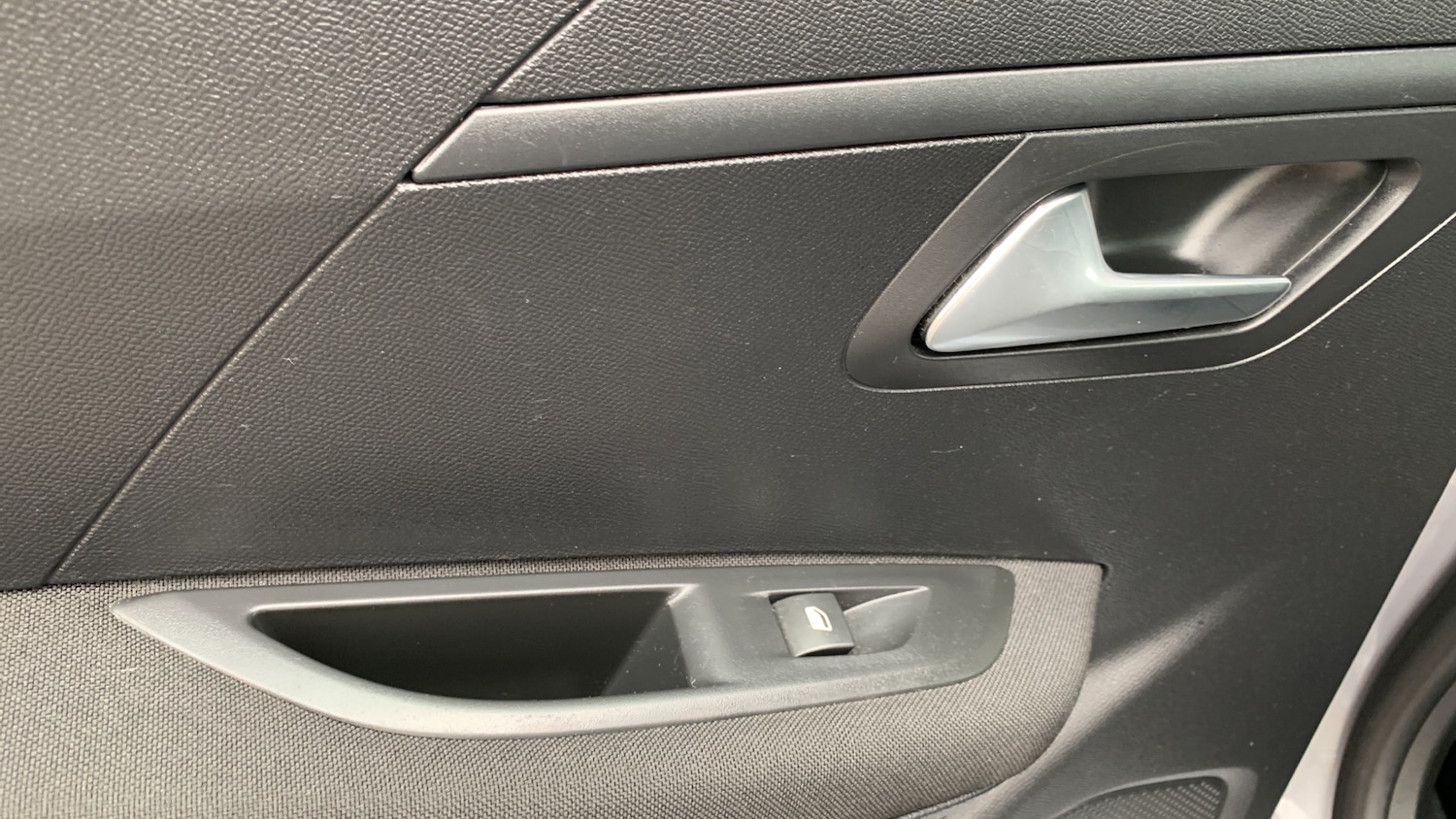 Used Peugeot 208 2022 for sale - 76400019: Photo 41