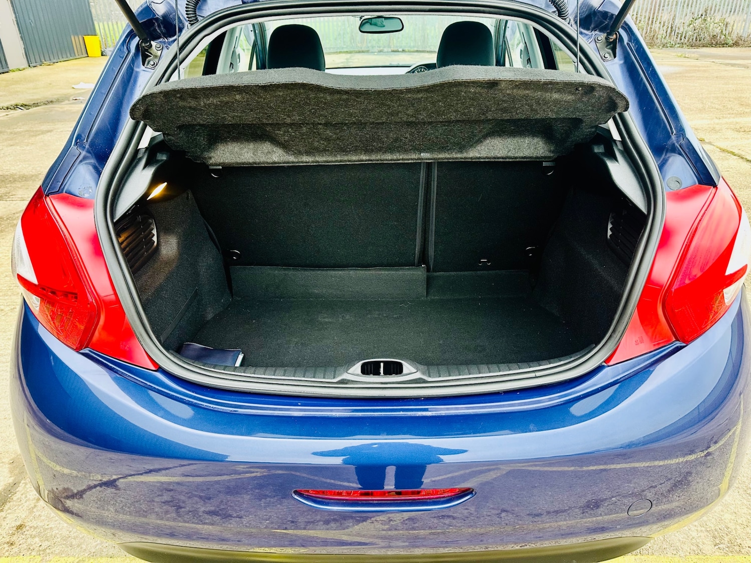 Used Peugeot 208 2025 for sale - 77326622: Photo 12