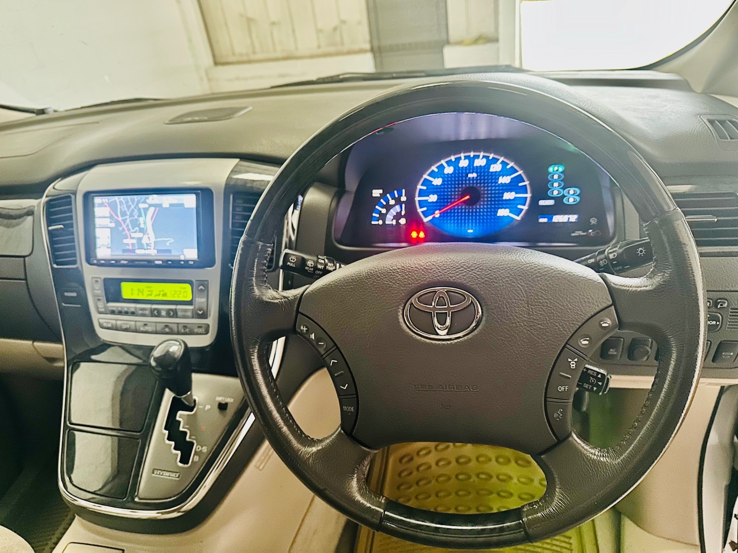 Used Toyota Alphard 2022 for sale - 76682697: Photo 16