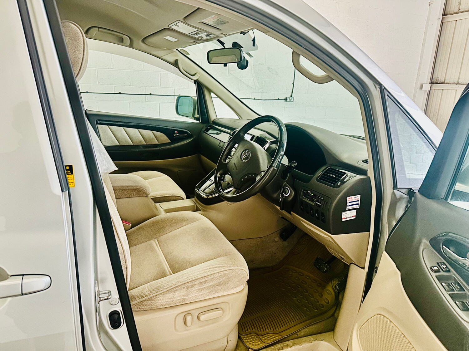 Used Toyota Alphard 2022 for sale - 76682697: Photo 9