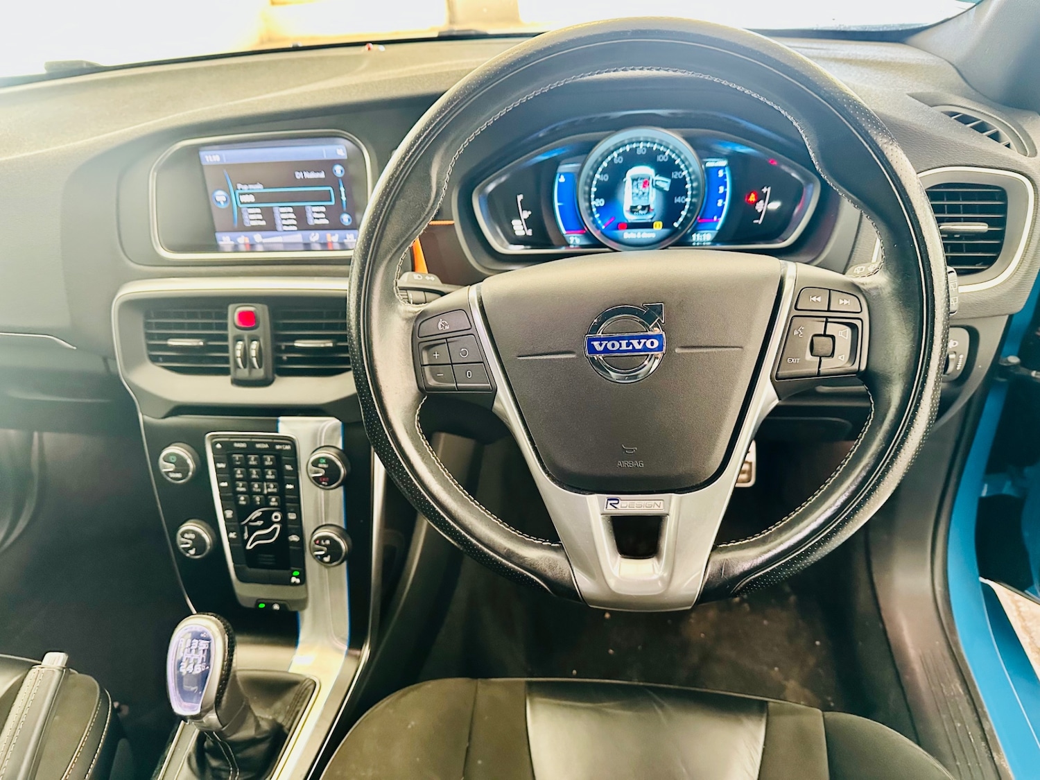 Used Volvo V40 2014 for sale - 76809344: Photo 13