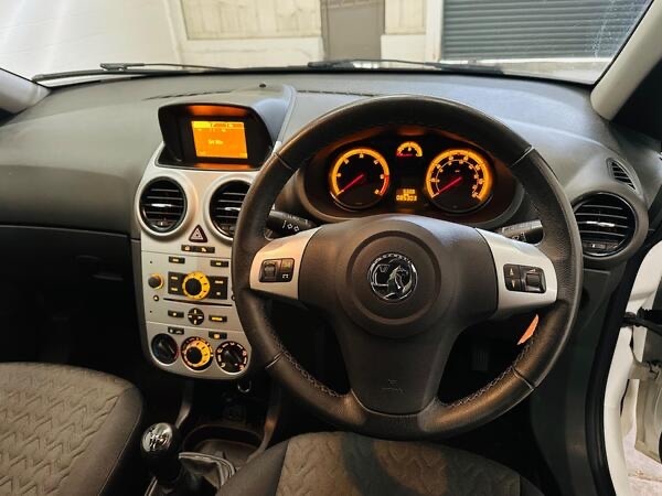 Used Vauxhall Corsa 2013 for sale - 76531808: Photo 10