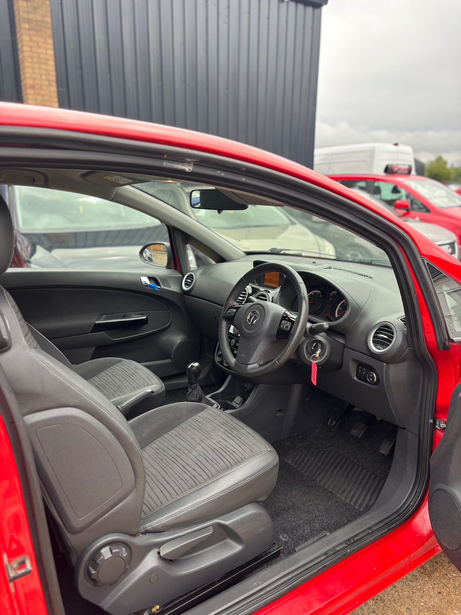 Used Vauxhall Corsa 2014 for sale - 76422420: Photo 6