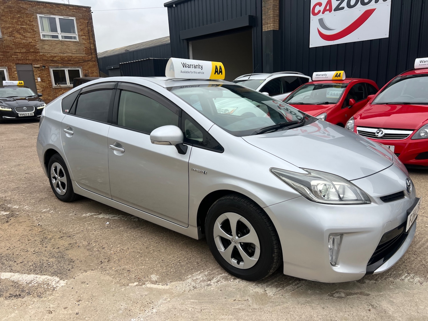 Used Toyota Prius 2024 for sale - 76422122: Photo 8