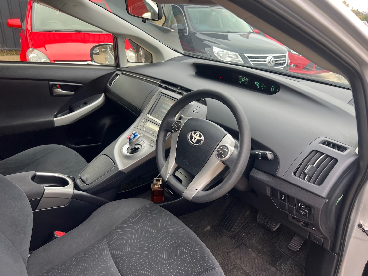 Used Toyota Prius 2024 for sale - 76422122: Photo 9