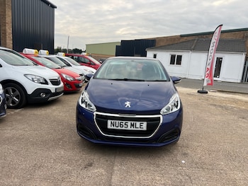 Used Peugeot 208 2015 for sale - 76422435: Photo