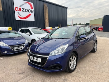 Used Peugeot 208 2015 for sale - 76422435: Photo