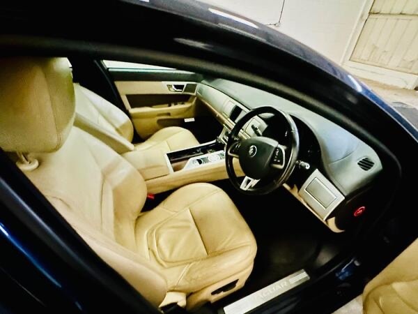 Used Jaguar XF 2015 for sale - 76425869: Photo 9