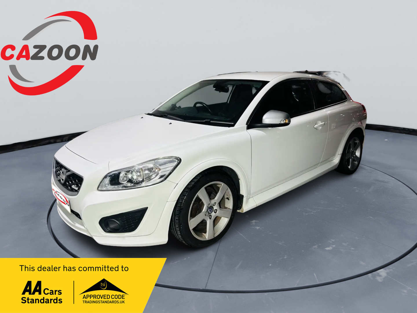 Used Volvo C30 2012 for sale - 77630140: Photo 2