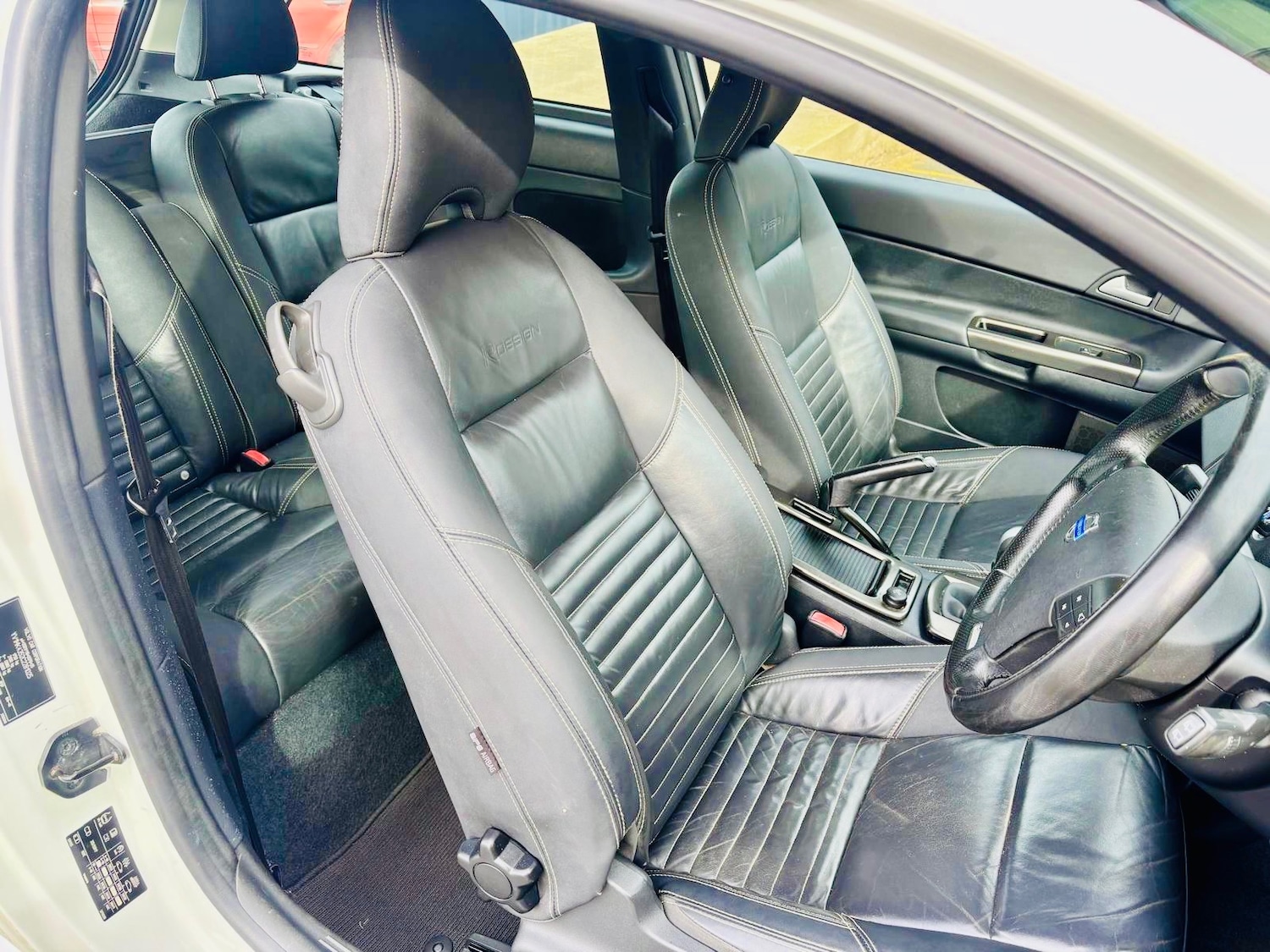 Used Volvo C30 2012 for sale - 77630140: Photo 8