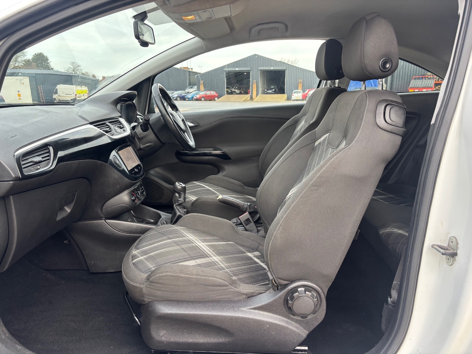 Used Vauxhall Corsa 2016 for sale - 77629937: Photo 12