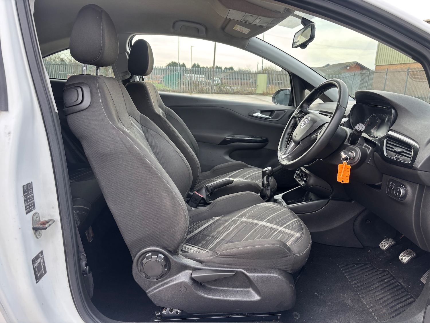 Used Vauxhall Corsa 2016 for sale - 77629937: Photo 7