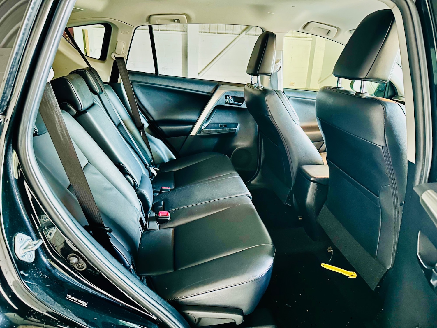 Used Toyota RAV4 2015 for sale - 76908188: Photo 10