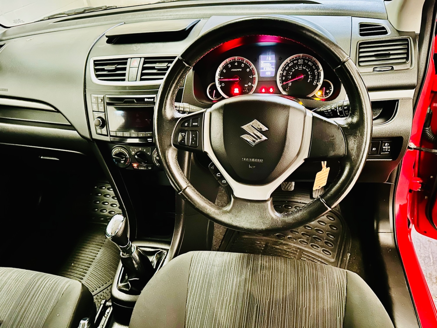 Used Suzuki Swift 2014 for sale - 76534957: Photo 11