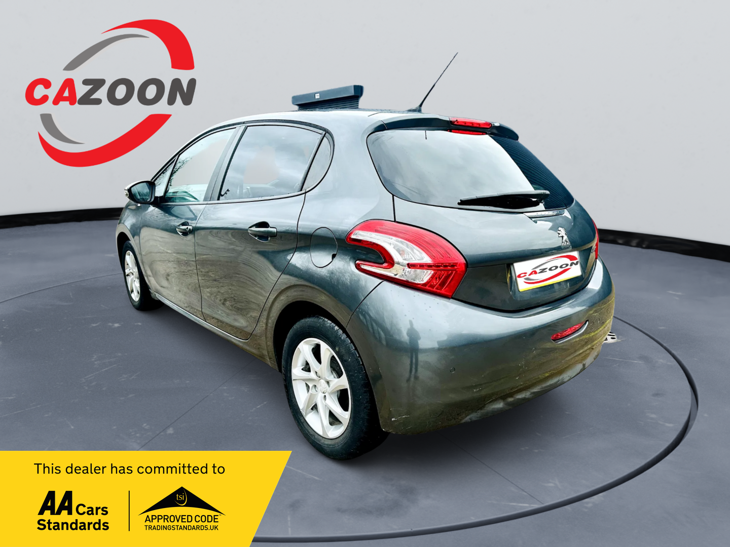 Used Peugeot 208 2015 for sale - 76882363: Photo 4