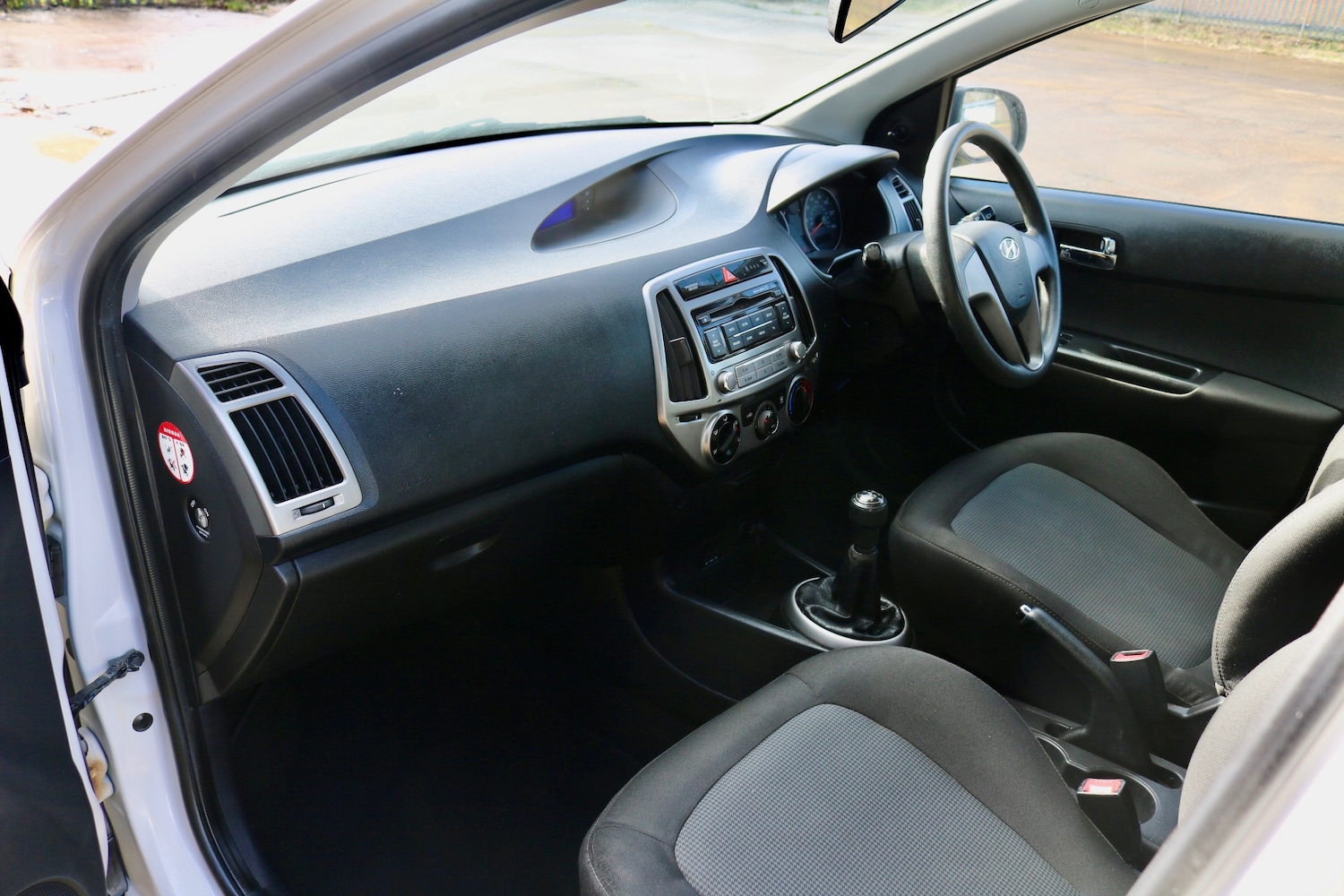 Used Hyundai i20 2013 for sale - 77746418: Photo 12