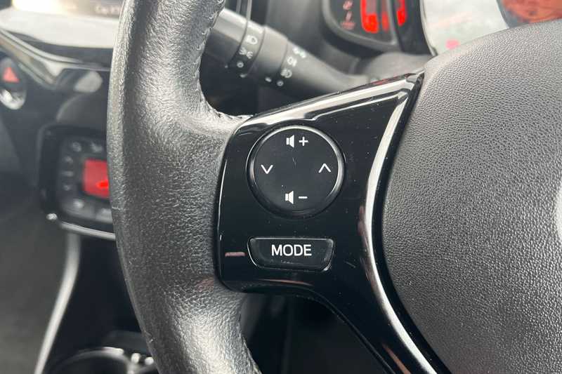 Used Toyota AYGO 2018 for sale - 78189259: Photo 21