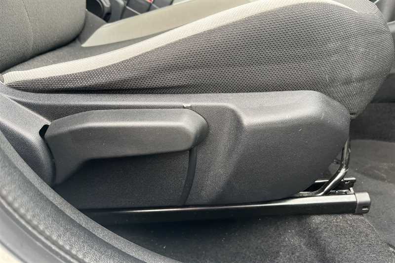 Used Toyota AYGO 2018 for sale - 78189259: Photo 26