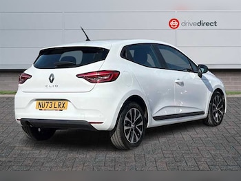 Used Renault Clio 2023 for sale - 79487898: Photo