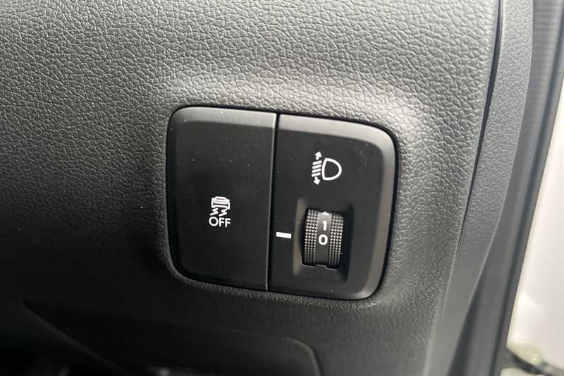 Used Hyundai i10 for sale - 76756237: Photo 40