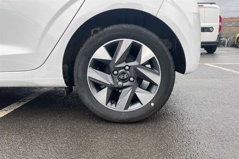 Used Hyundai i10 for sale - 76756237: Photo 9