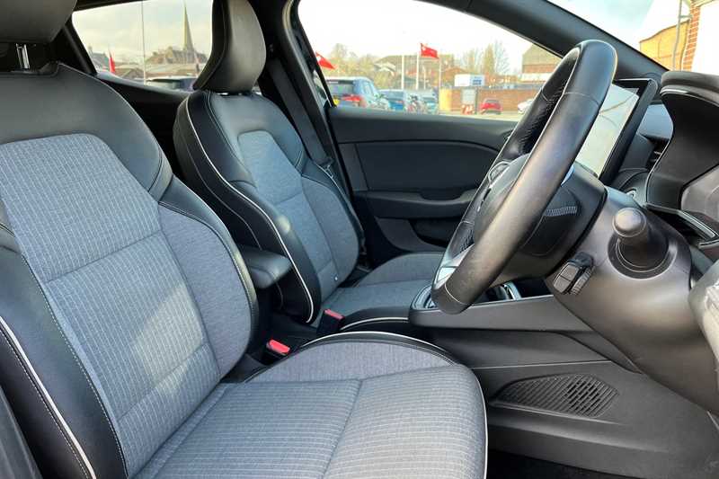 Used Renault Clio 2021 for sale - 78050296: Photo 23