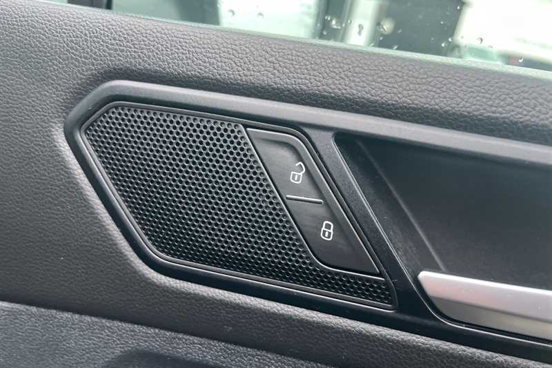 Used Volkswagen Tiguan 2020 for sale - 77391401: Photo 39