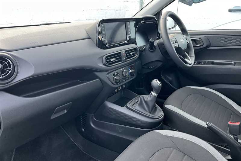 Used Hyundai i10 2024 for sale - 76272692: Photo 13