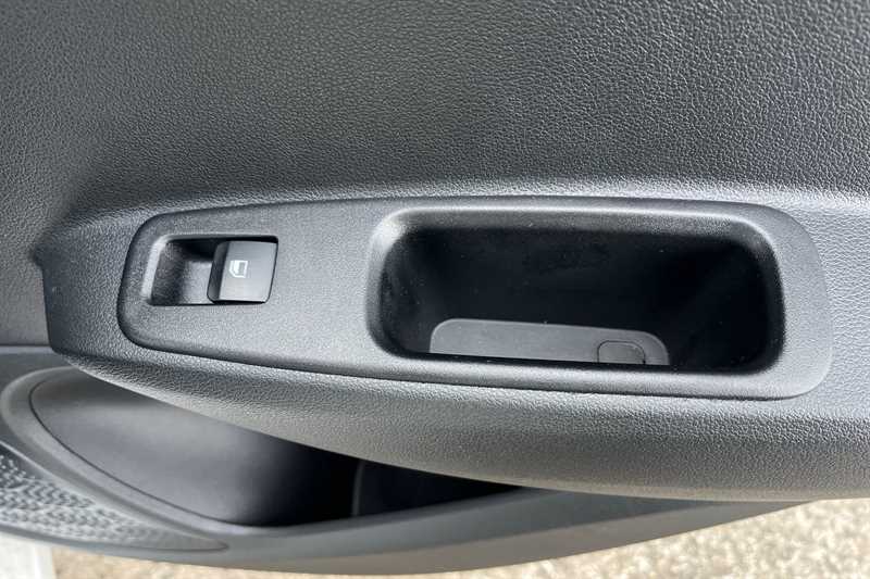 Used Hyundai i10 2024 for sale - 76272692: Photo 39