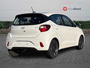 Used Hyundai i10 2024 for sale - 76272692: Photo
