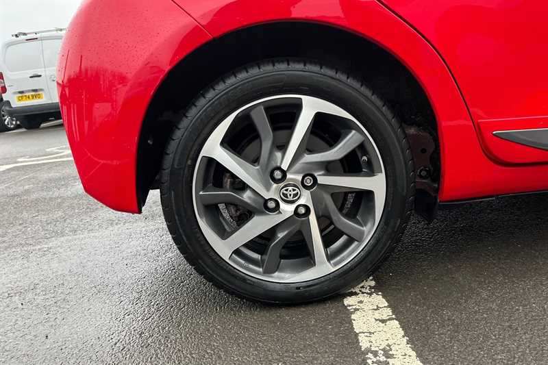 Used Toyota Yaris 2020 for sale - 77445342: Photo 11