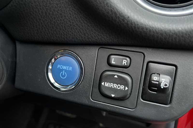 Used Toyota Yaris 2020 for sale - 77445342: Photo 40