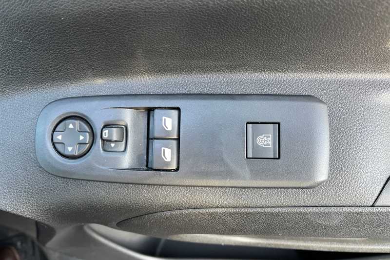 Used Vauxhall Combo Life 2022 for sale - 76463327: Photo 16