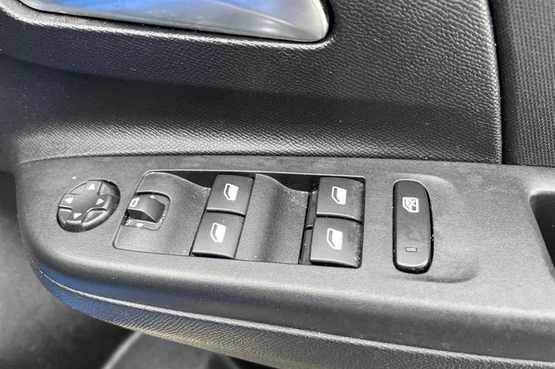 Used Vauxhall Corsa 2022 for sale - 77403136: Photo 16