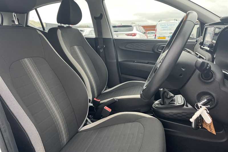 Used Hyundai i10 2024 for sale - 76733245: Photo 23