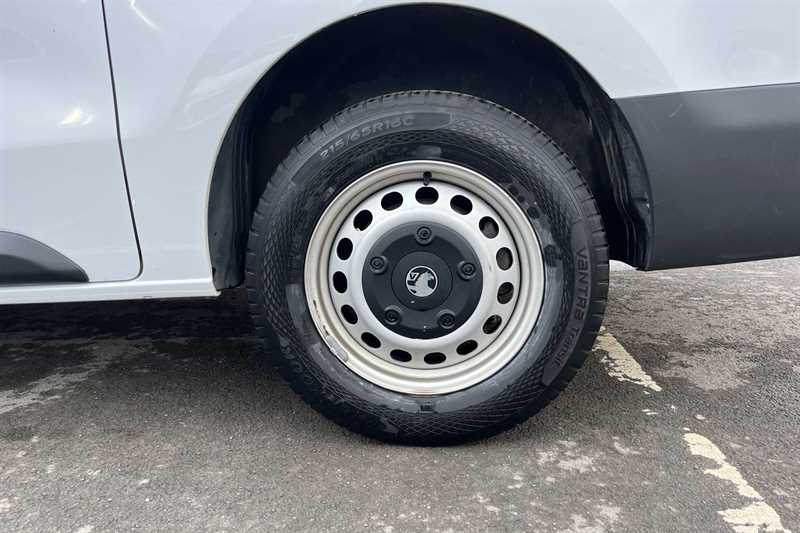 Used Vauxhall Vivaro 2024 for sale - 77362622: Photo 9