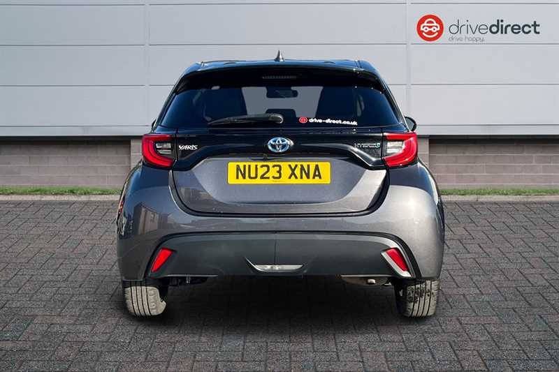 Used Toyota Yaris 2023 for sale - 77914866: Photo 4