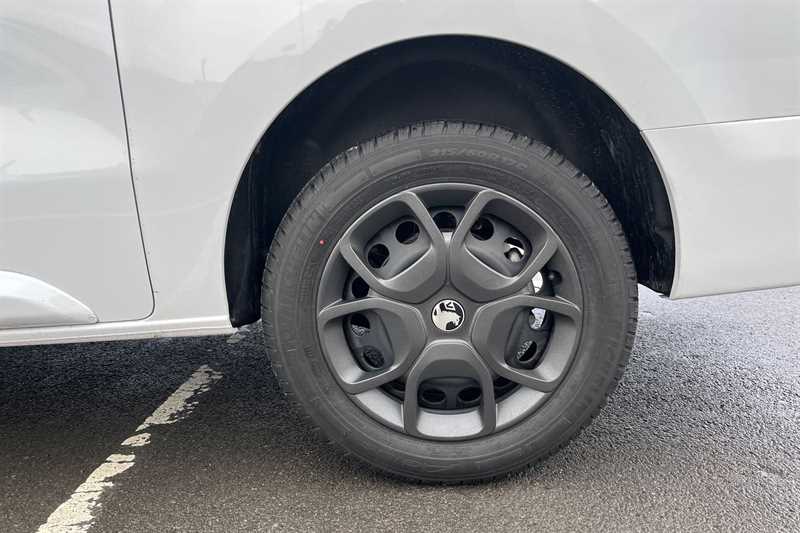 Used Vauxhall Vivaro 2025 for sale - 77900149: Photo 10