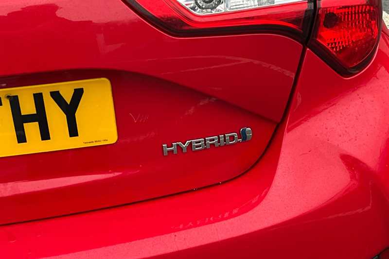 Used Toyota Yaris 2020 for sale - 77430389: Photo 36